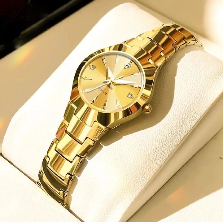 Elegant Gold Women's Quartz Watch – Timeless Fashion Wristwatch