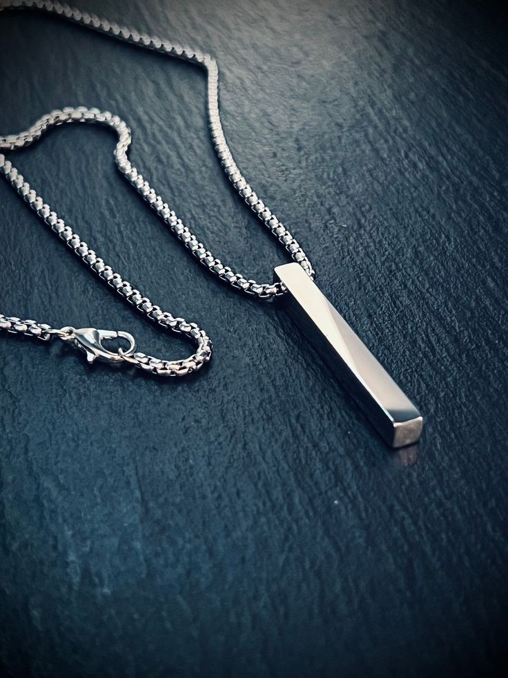 Men's Minimalist Stainless Steel Bar Pendant Necklace