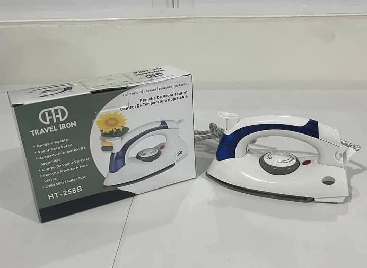 Portable Travel Steam Iron – Compact Mini Iron with Variable Temperature Control